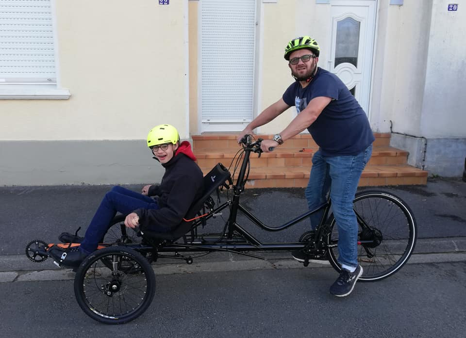 Tricycle Tandem électrique un grand oui pour louis Tricycle Tandem électrique un grand oui pour louis